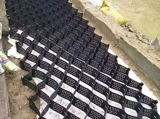 土工格室
