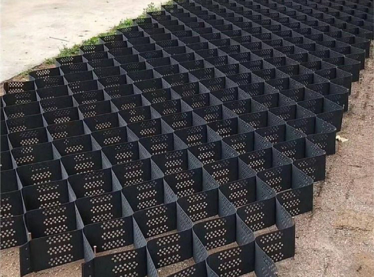 土工格室